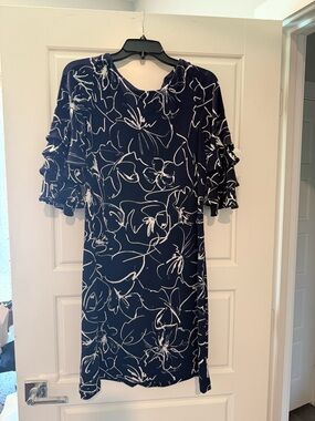 Gabby Skye Navy and White Floral Ruffle-Sleeve Midi Dress with Sketch Print